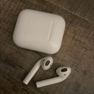 Airpods 1st Gen